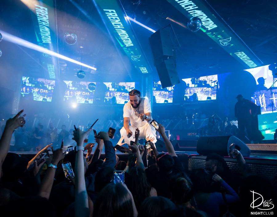 Concert photographer Las Vegas blue stage lights crowd